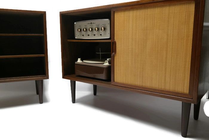 Voice of Music 1428 Record player Two Piece Stereo Console - Bluetooth The Vintedge Co.