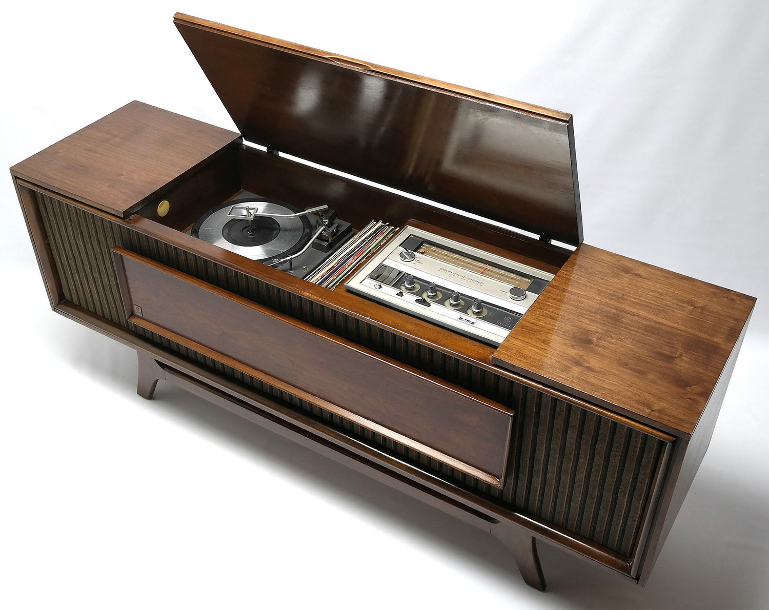 Mid Century Modern GE Vintage Stereo Console - Record Player Changer - AM/FM Tuner - Bluetooth The Vintedge Co.