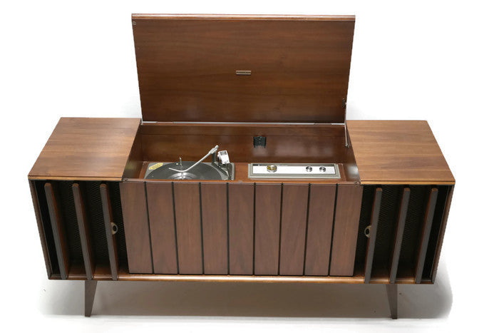 Zenith Stereo Console Louver doors Vintage Record Changer - AM/FM Tuner - Bluetooth The Vintedge Co.