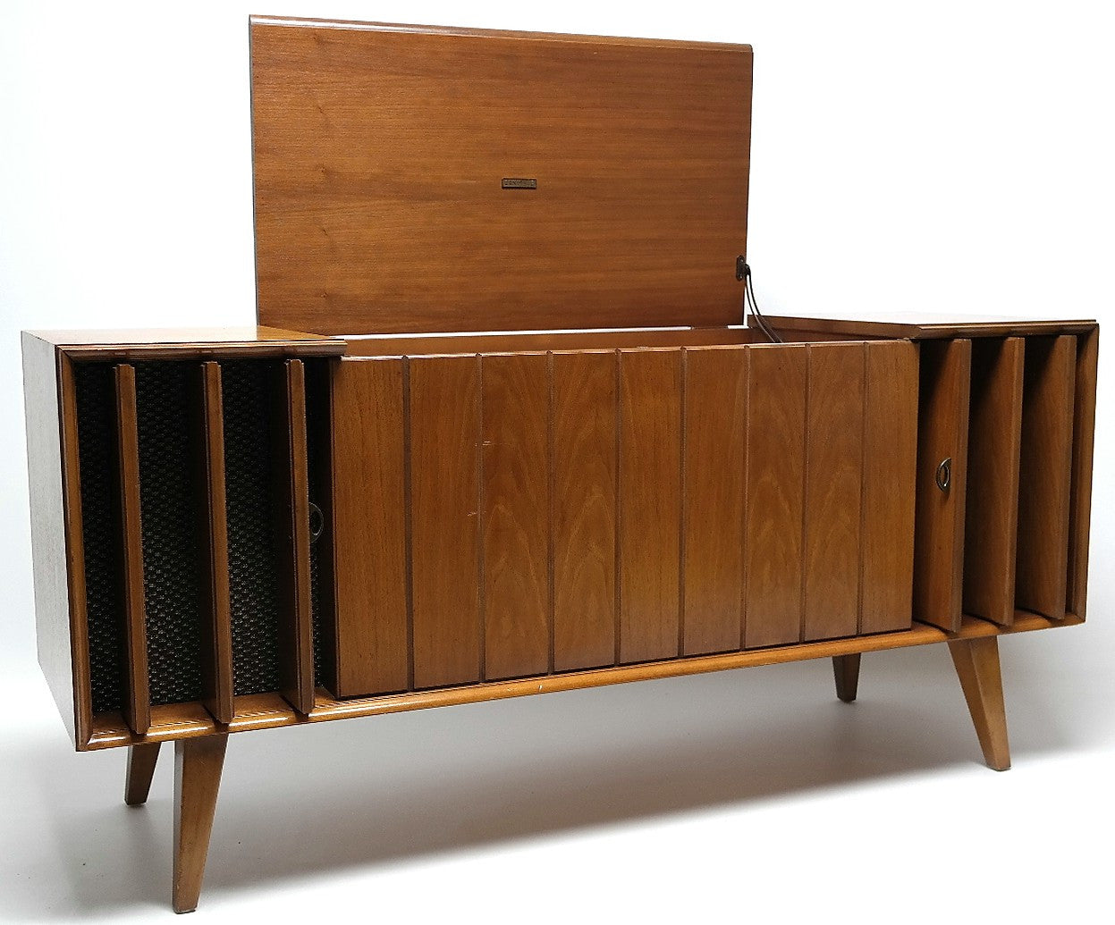 Mid Century Zenith Stereo Console Louver Doors Record Player Changer - Bluetooth -  AM/FM Tuner The Vintedge Co.