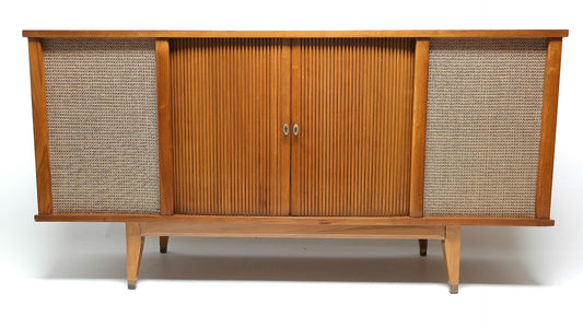 Mid Century Modern Stereo Curtis Mathis Console Record Changer - AM/FM- Tuner - Bluetooth The Vintedge Co.