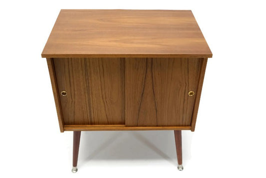 **SOLD OUT** The Vintedge Co™ Retro Record Player Stand LP Storage Cabinet The Vintedge Co.