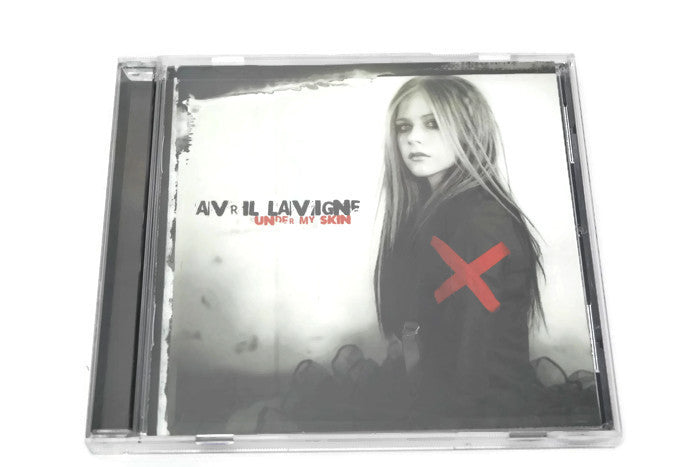 AVRIL LAVIGNE - Compact Disc CD - UNDER MY SKIN The Vintedge Co.