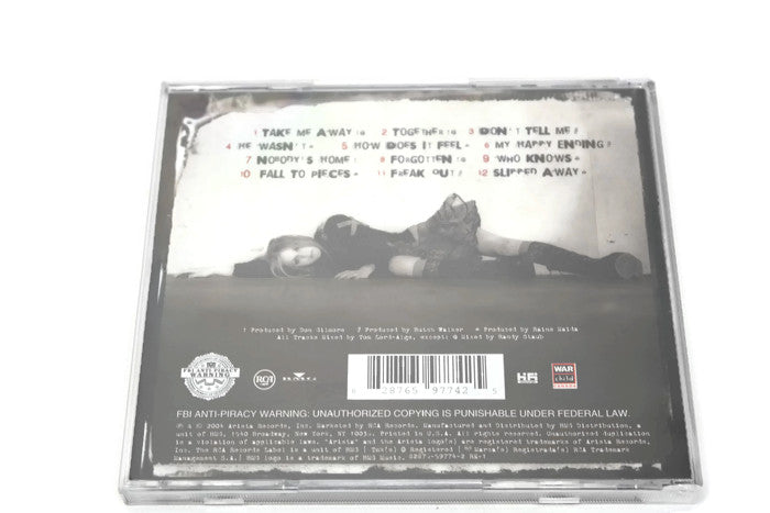 AVRIL LAVIGNE - Compact Disc CD - UNDER MY SKIN The Vintedge Co.