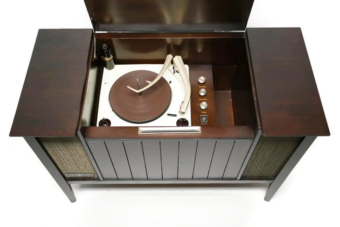 **SOLD OUT** GE Mid Century Vintage Record Player Changer Console The Vintedge Co.