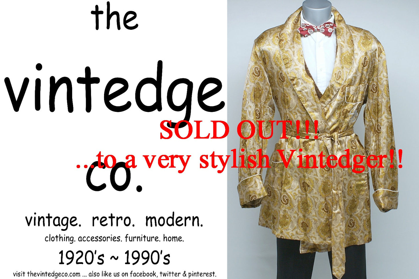 SOLD - Vintage Mens Smoking Jacket The Vintedge Co.