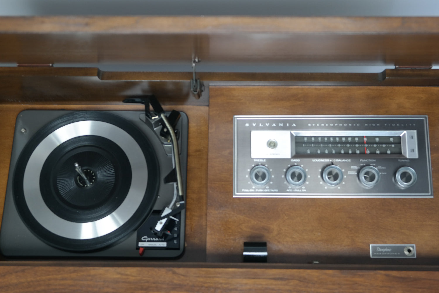 Mid Century Sylvania Stereo Console Record Player - Bluetooth iPod iPhone Android Input AM/FM Tuner The Vintedge Co.