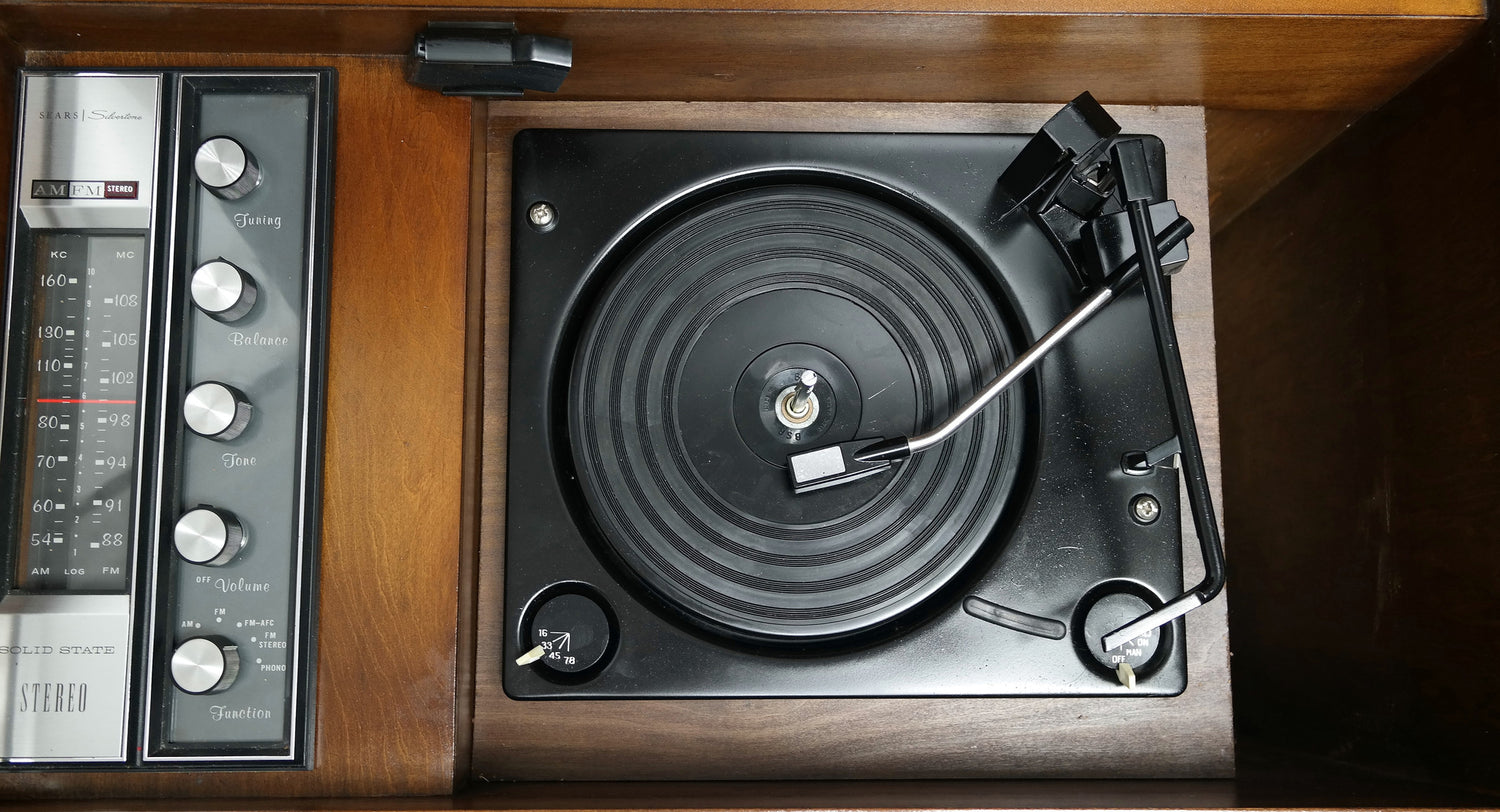 MCM Silvertone STEREO - 60's - Mid Century Console Record Player - Bluetooth iPod iPhone Android Input AM/FM Tuner The Vintedge Co.