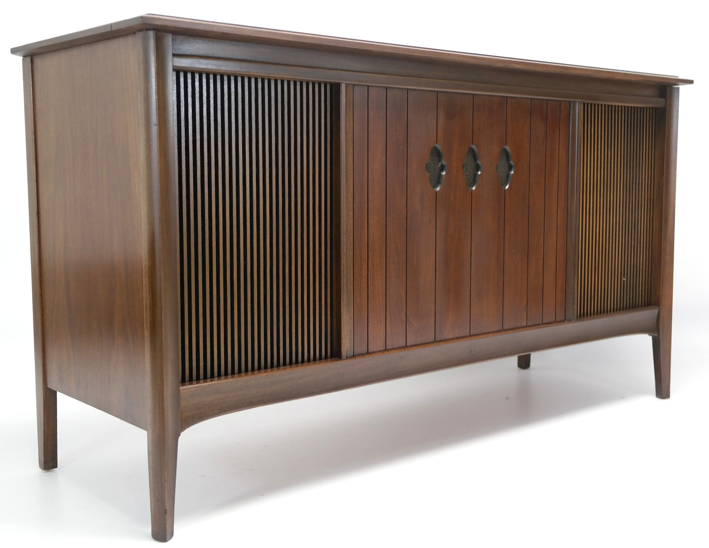 Mid Century Sylvania Stereo Console Record Player - Bluetooth iPod iPhone Android Input AM/FM Tuner The Vintedge Co.