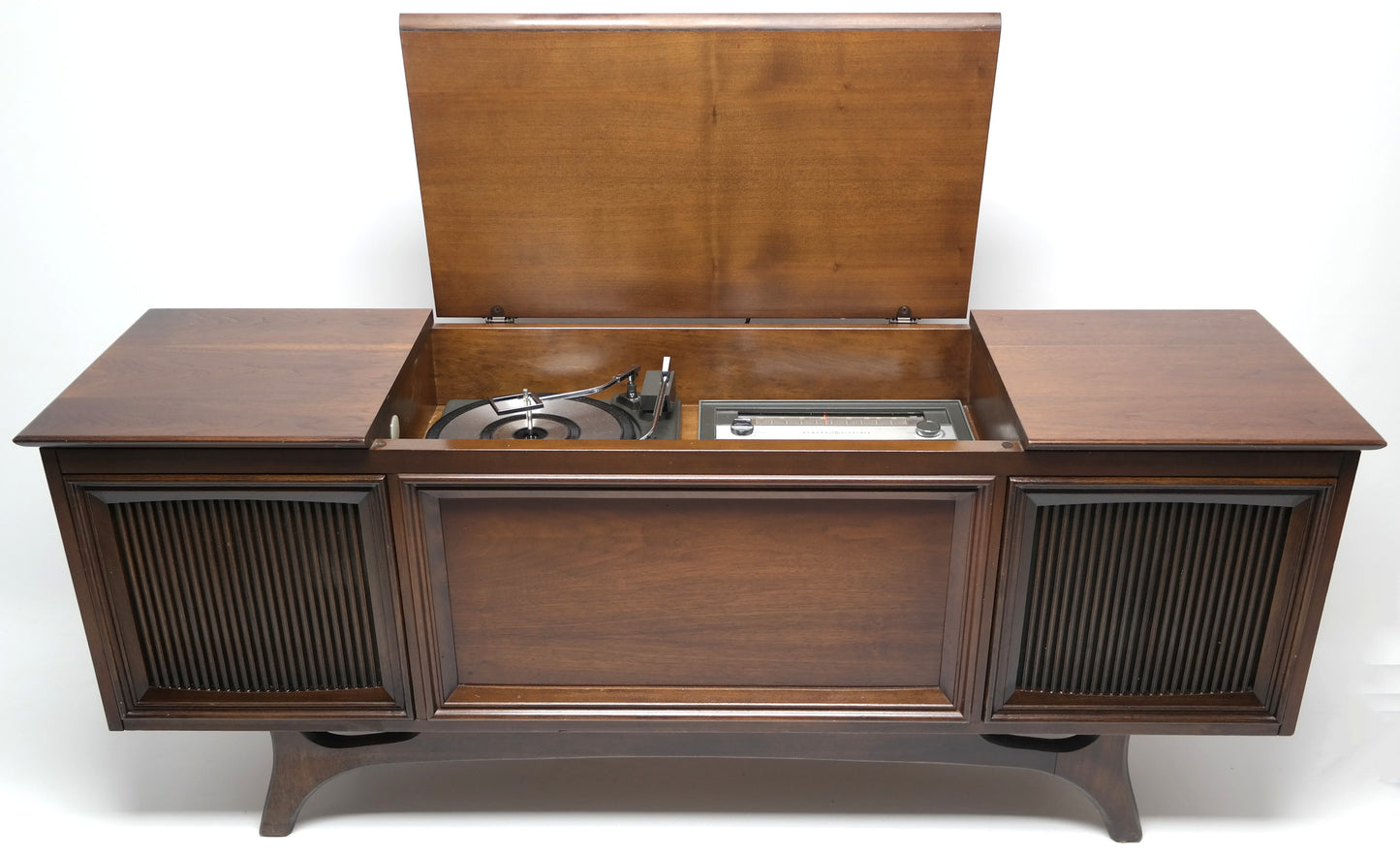 Mid Century Modern GE Stereo Console Record Player - AM / FM Tuner - Bluetooth The Vintedge Co.