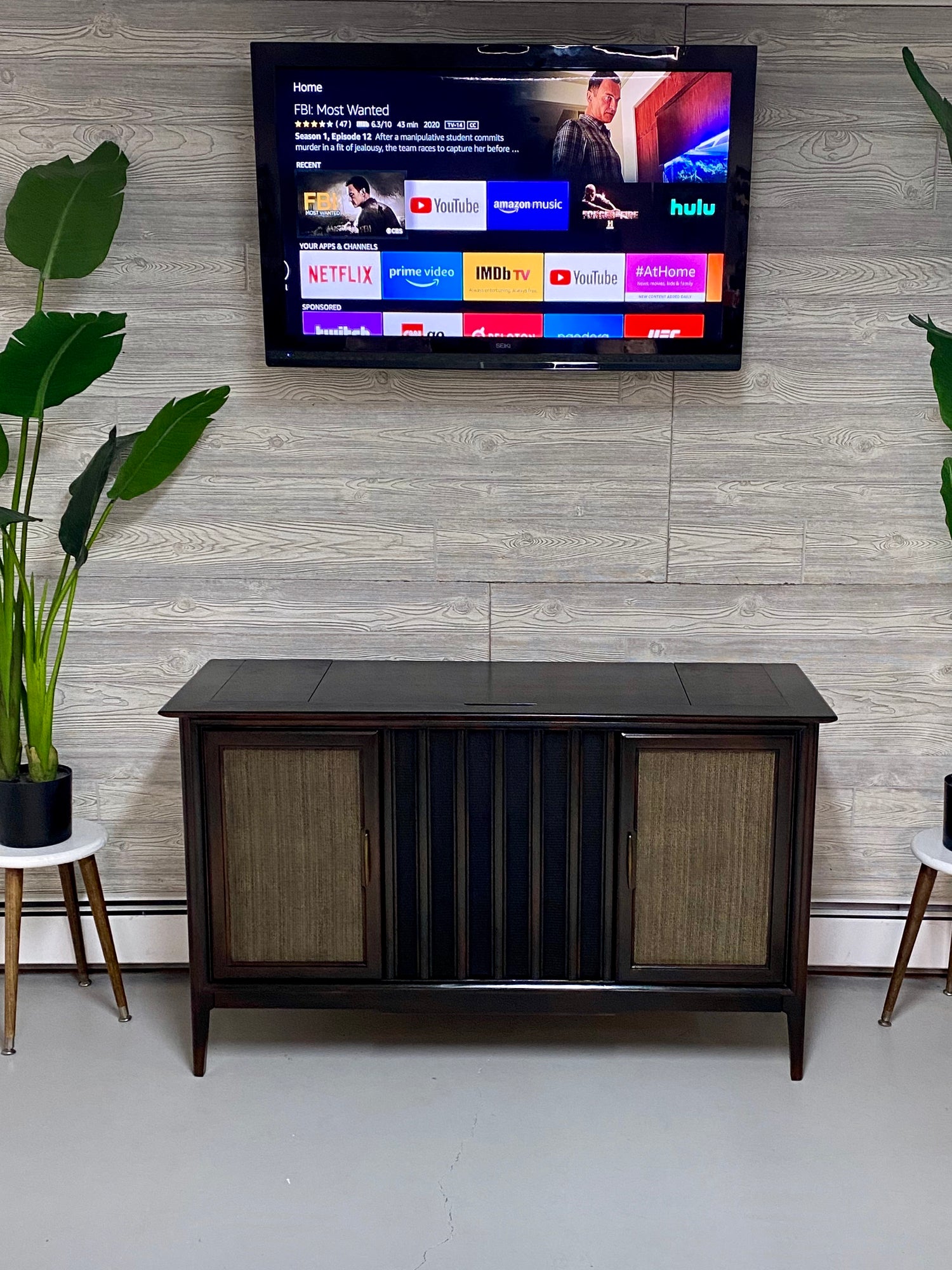 **SOLD OUT**  MOTOROLA 3-Channel Mid Century 60s Vintage Stereo Console AM FM Bluetooth Alexa The Vintedge Co.
