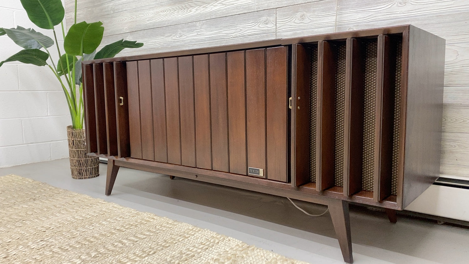 60s Mid Century ZENITH Louver Stereo Console Record Player Changer AM FM Bluetooth The Vintedge Co.