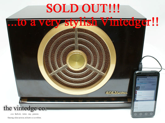 SOLD - 50's Mid Century Modern Radio The Vintedge Co.